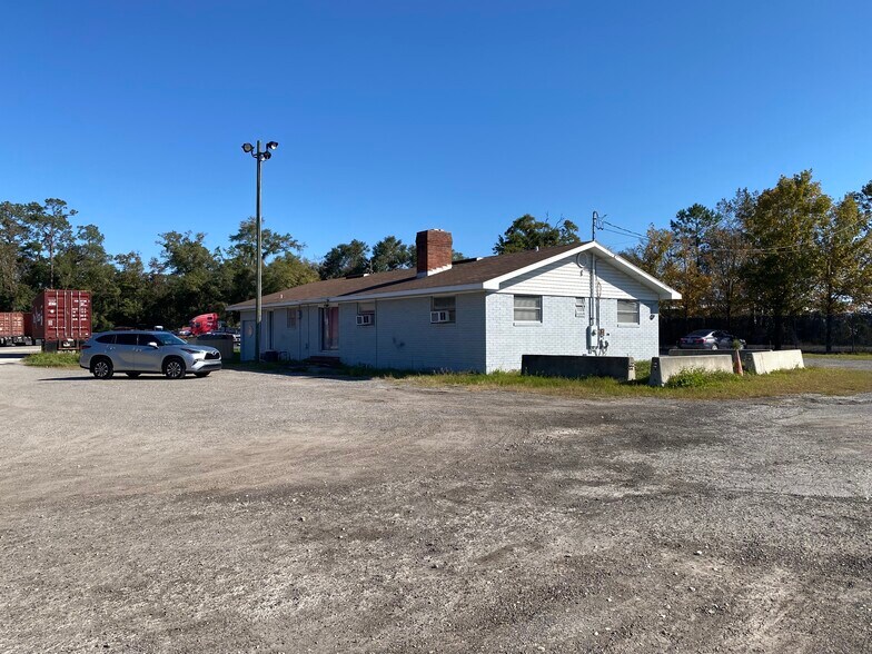 11536 Boote Blvd, Jacksonville, FL for lease - Building Photo - Image 3 of 3