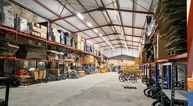 Flex in Bagnolet for lease Interior Photo- Image 1 of 4