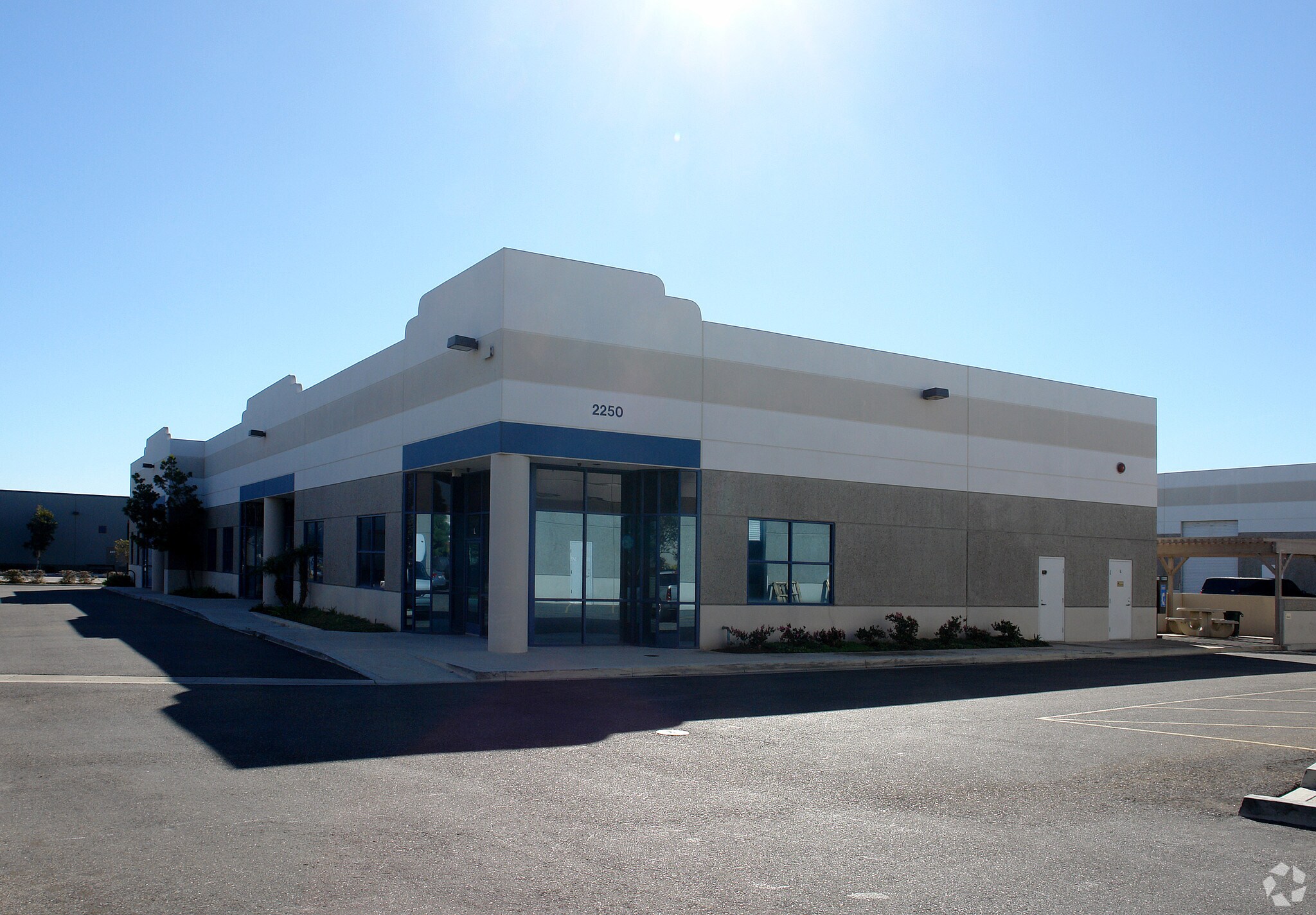 2250 Celsius Ave, Oxnard, CA for lease Primary Photo- Image 1 of 5