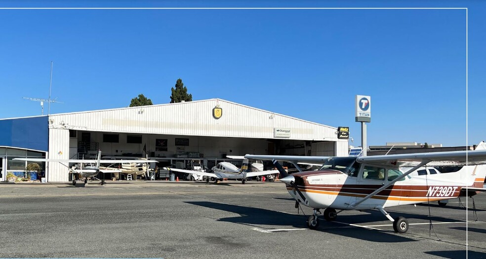 Buchanan Field Airport portfolio of 2 properties for sale on LoopNet.com - Building Photo - Image 2 of 12