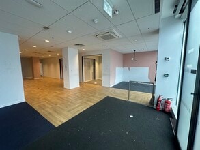 20 Fulham Broa, London for lease Interior Photo- Image 2 of 5