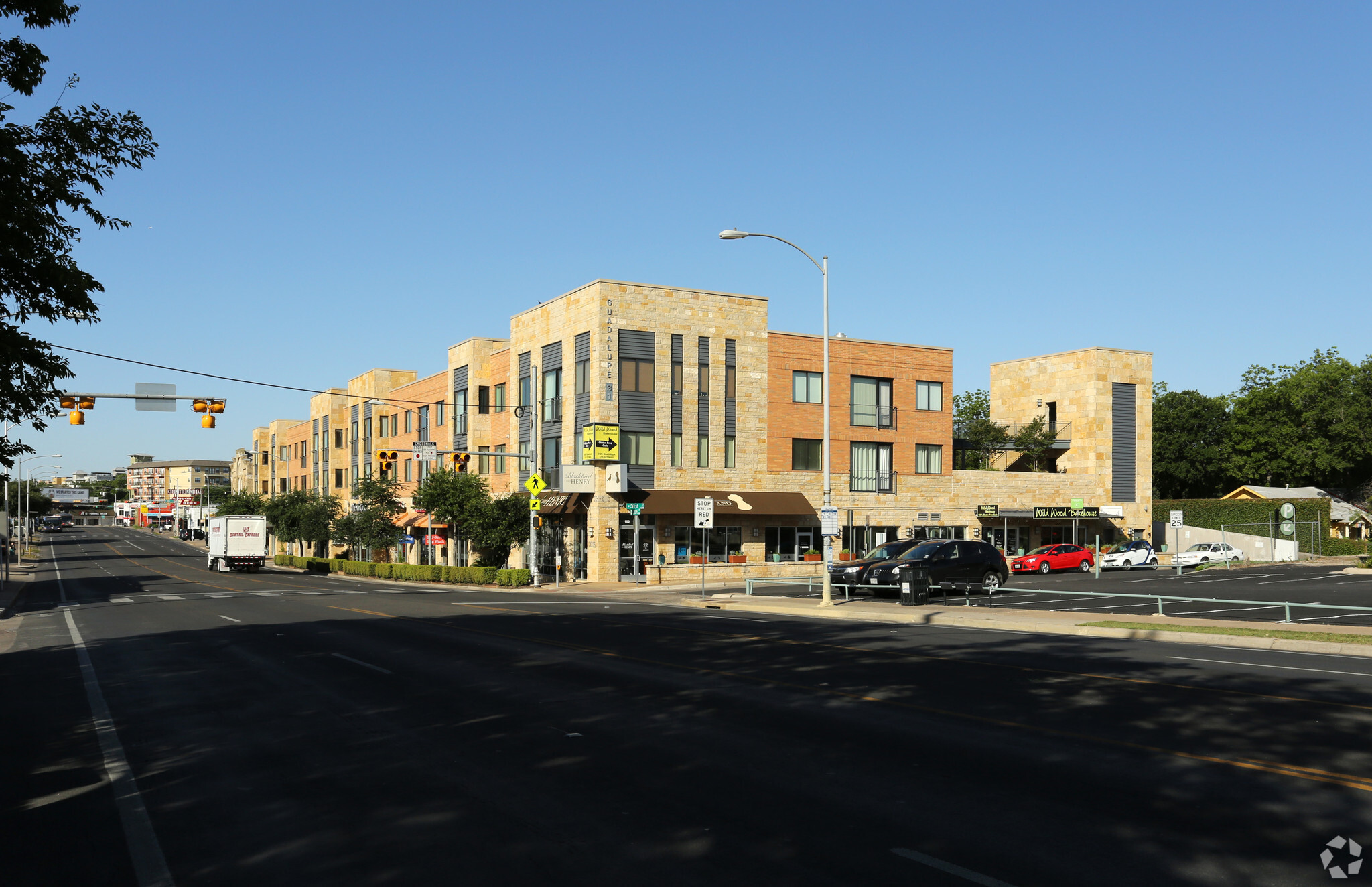 3016 Guadalupe St, Austin, TX for lease Primary Photo- Image 1 of 17