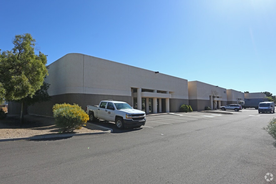 4829 S 36th St, Phoenix, AZ for lease - Building Photo - Image 2 of 2