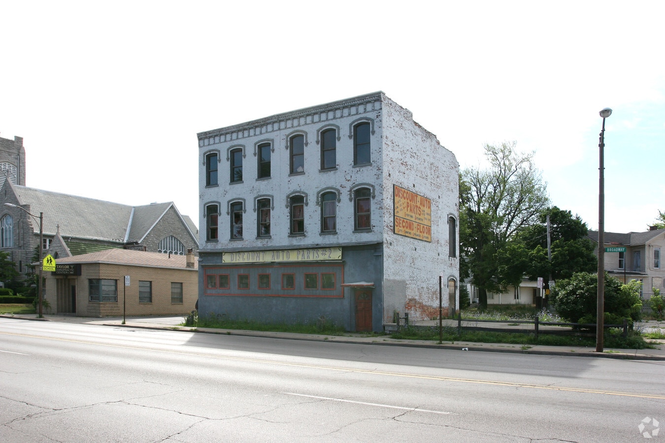 1425 Broadway St, Toledo, OH 43609