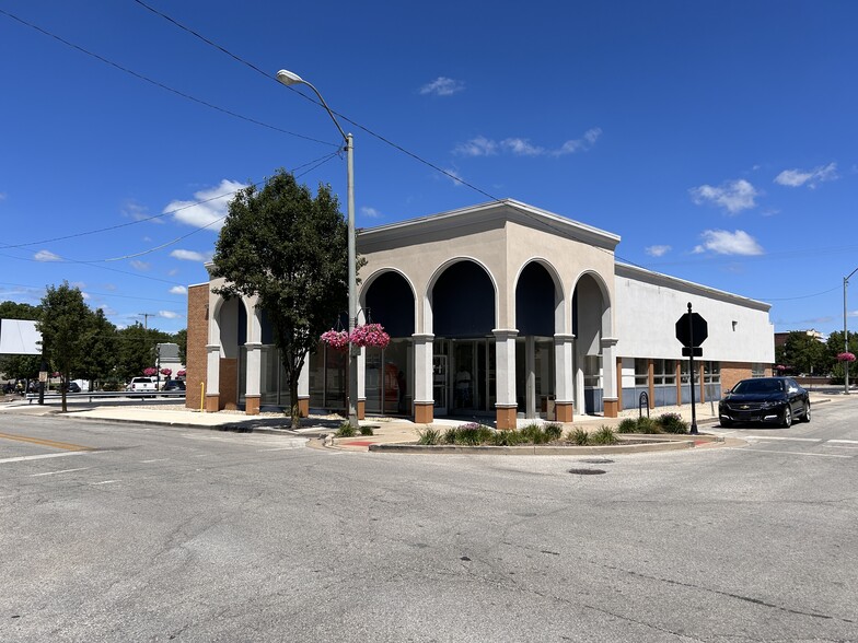 200 W Mulberry St, Kokomo, IN for sale - Primary Photo - Image 1 of 7