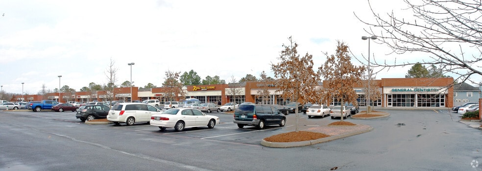 805 Battlefield Blvd N, Chesapeake, VA for lease - Building Photo - Image 2 of 5