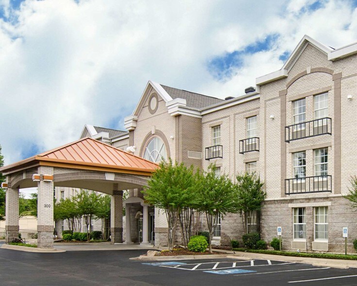 300 Markham Center Dr Little Rock Ar 72205 Hotel Property For