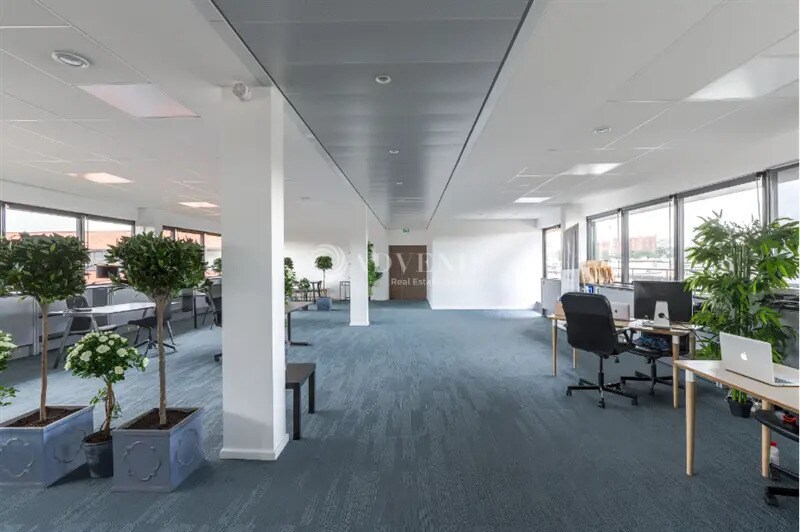 Office in Ivry-sur-Seine for sale - Building Photo - Image 3 of 9