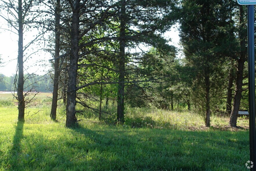 Fairfield Forest & Shanklin Rd, Denver, NC for sale - Building Photo - Image 2 of 13