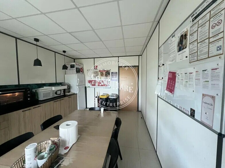 Flex in Balma for lease - Interior Photo - Image 2 of 5