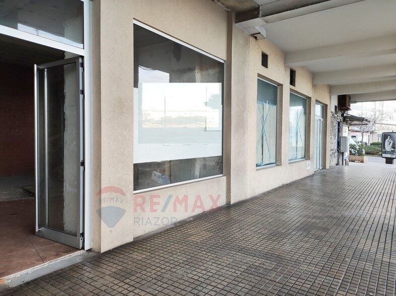 Retail in A Coruña, La Coruna for lease - Building Photo - Image 1 of 17