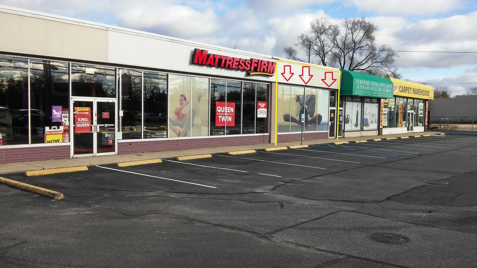 61776183 Jericho Tpke, Commack, NY 11725