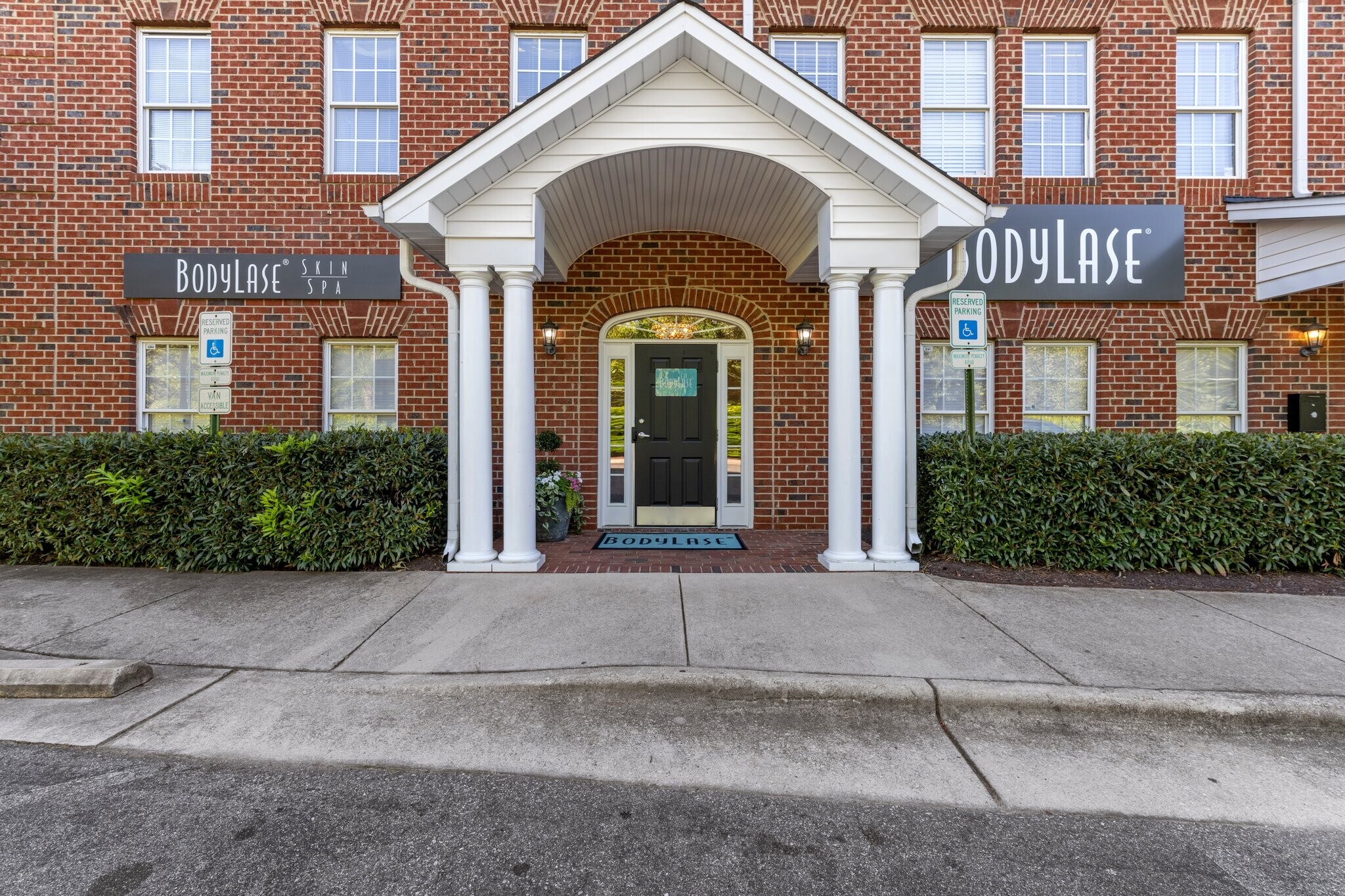6531 Creedmoor Rd, Raleigh, NC for sale Primary Photo- Image 1 of 1