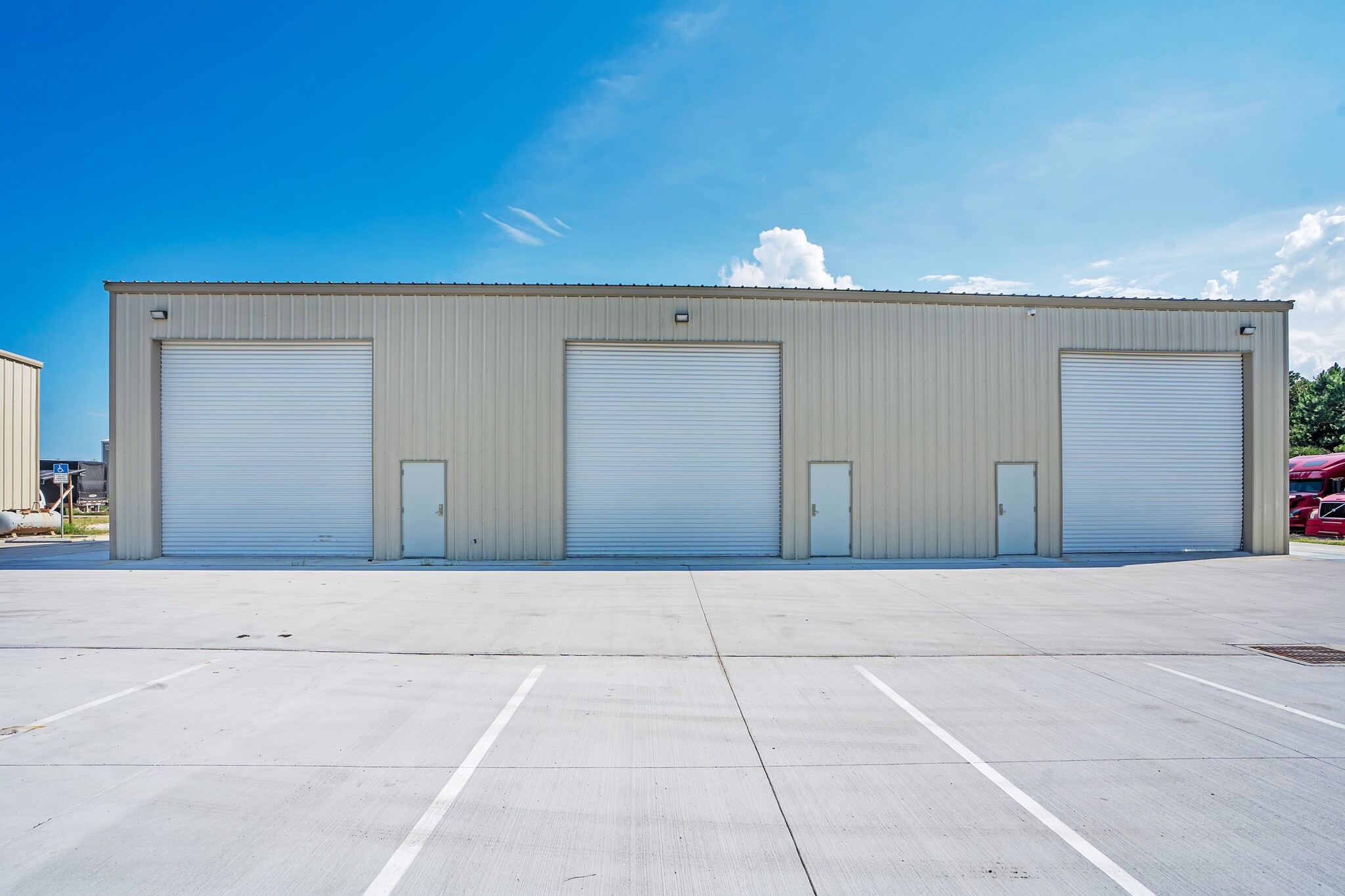 3295 Steel Rail Dr, Bunnell, FL for lease Interior Photo- Image 1 of 37