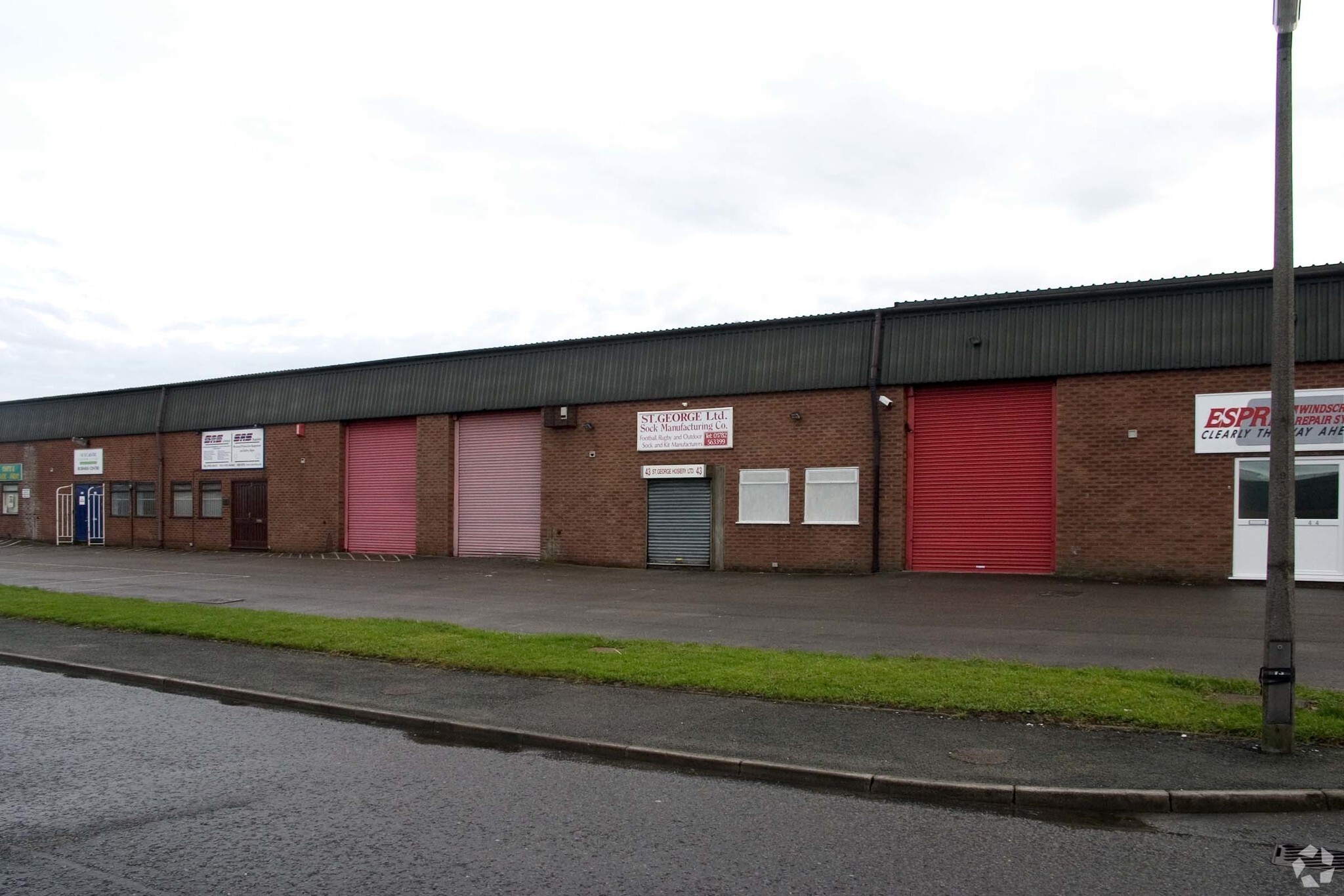 40-42 Winpenny Rd, Newcastle Under Lyme for lease Building Photo- Image 1 of 9