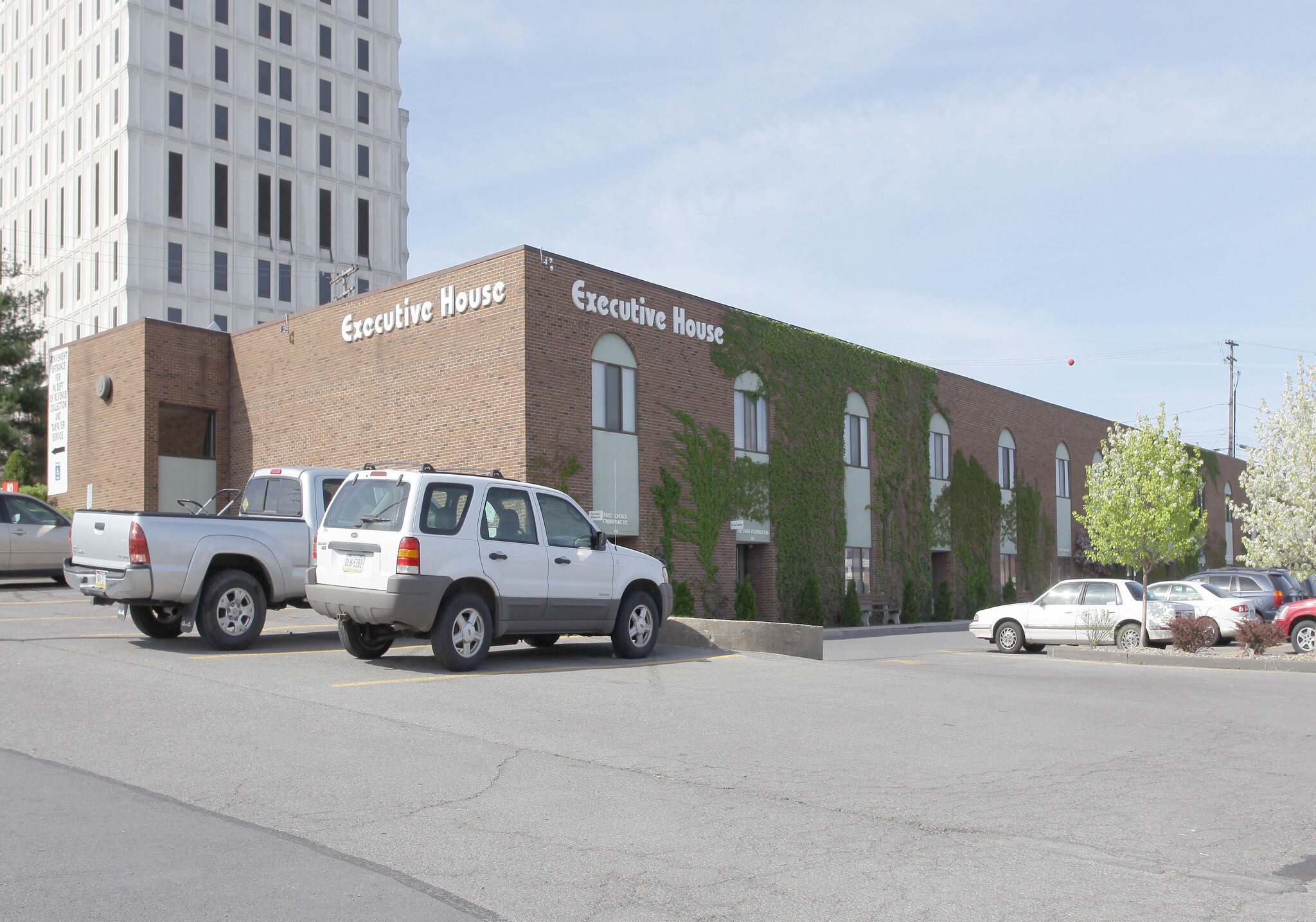 615 Howard Ave, Altoona, PA for lease Primary Photo- Image 1 of 15