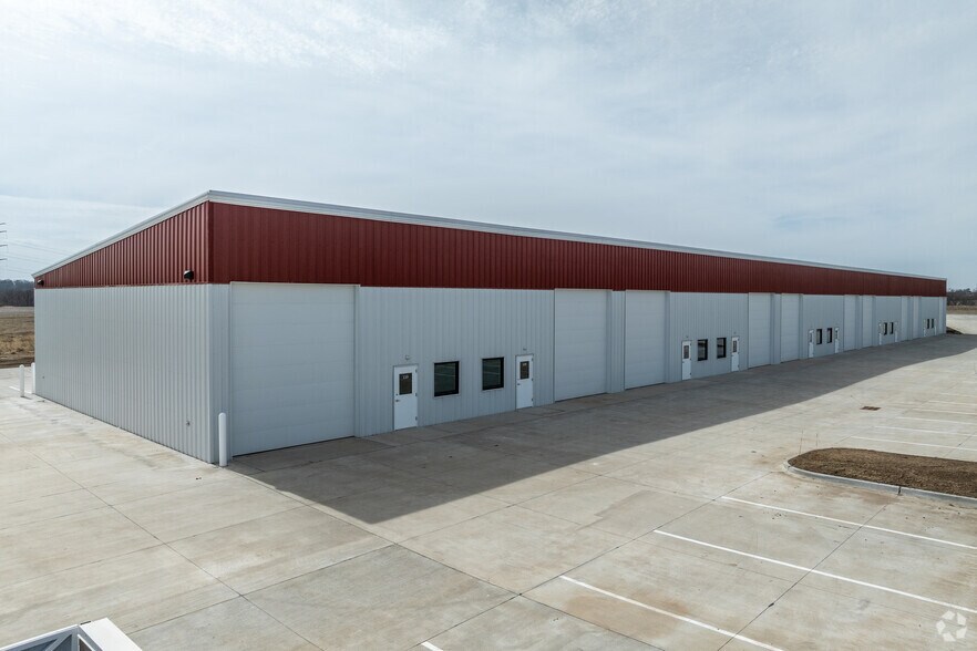 1060 Madison St, Norwalk, IA for sale - Primary Photo - Image 1 of 1