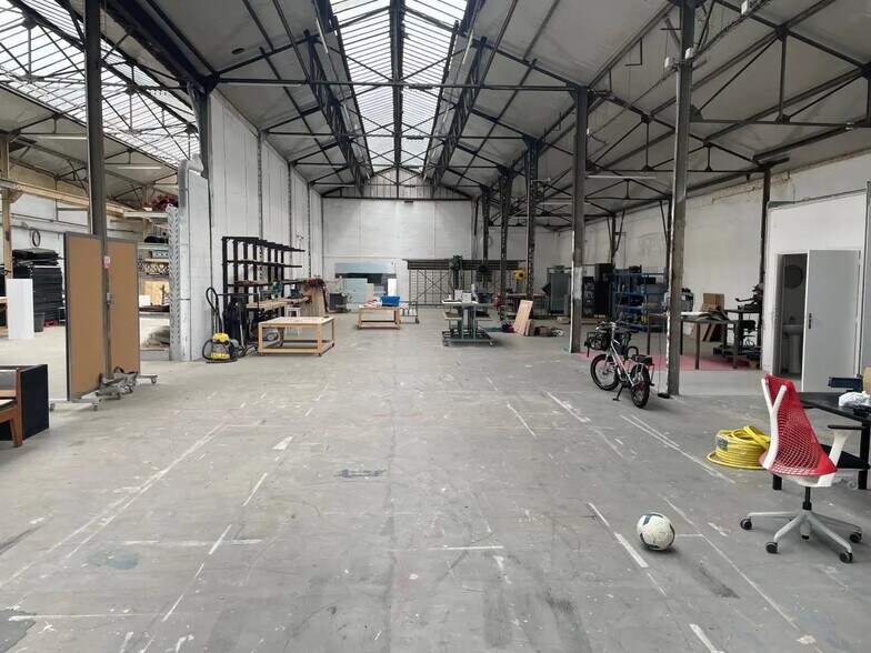 Flex in Saint-Denis for sale - Interior Photo - Image 3 of 10