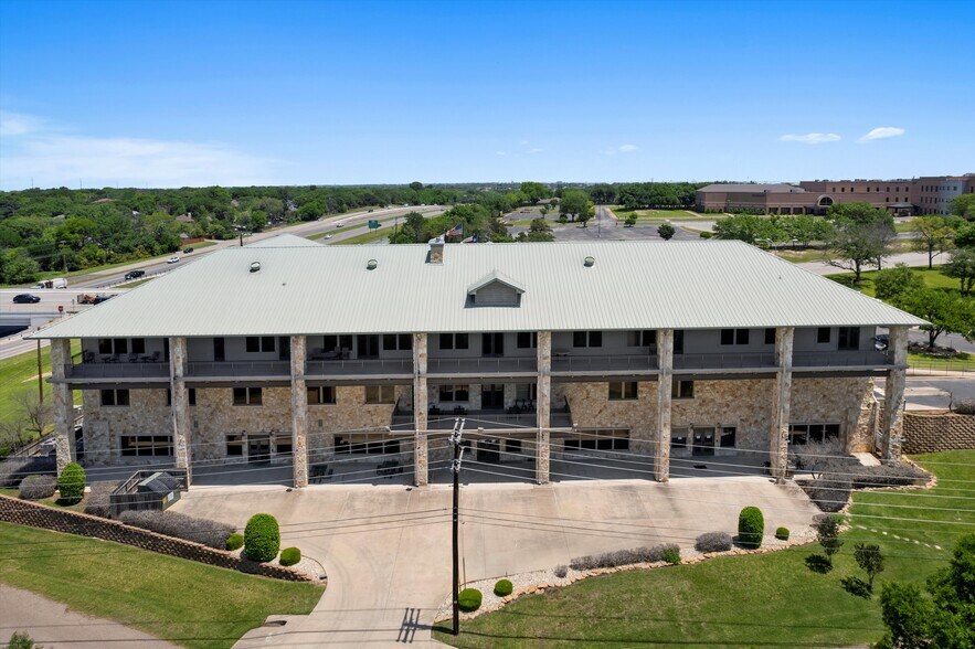 100 Ritchie Rd, Waco, TX 76712 The Summit