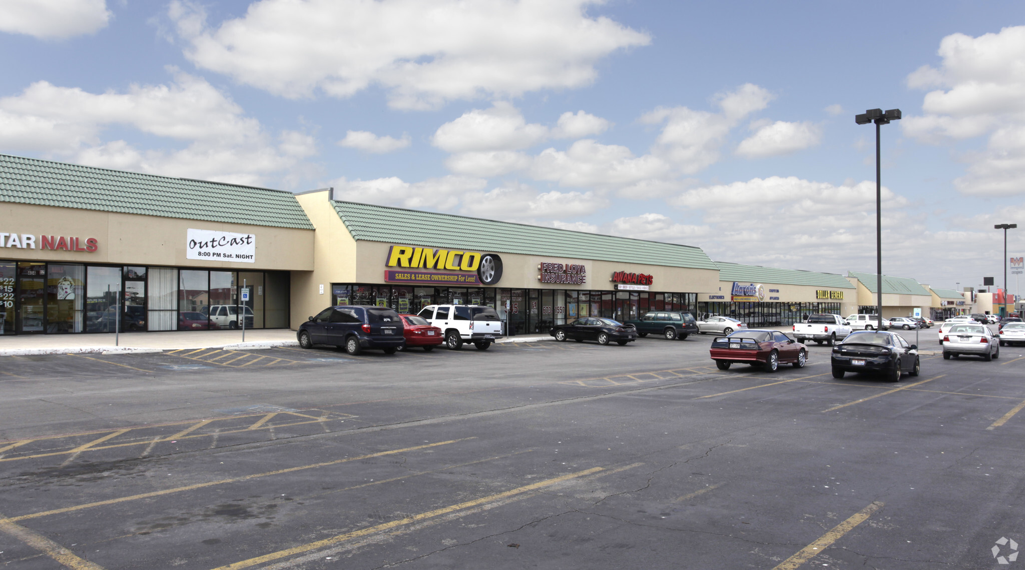 1739 SW Loop 410, San Antonio, TX for lease Building Photo- Image 1 of 17