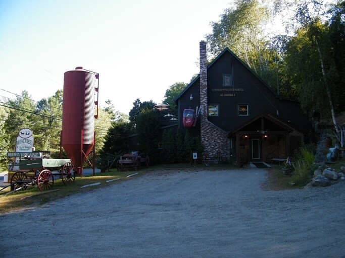 581 US Route 9, Schroon Lake, NY for sale Primary Photo- Image 1 of 1