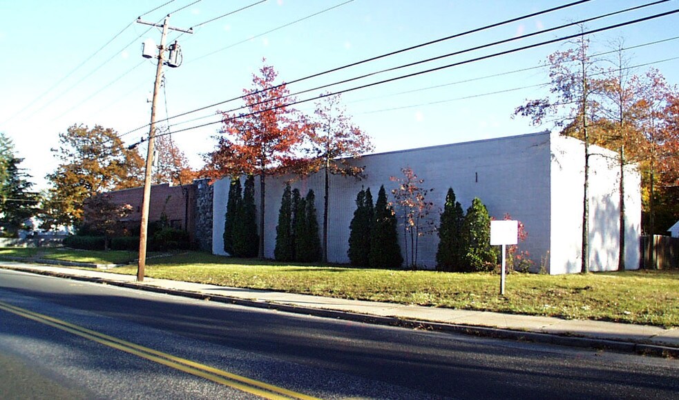 188 Long Island Ave, Wyandanch, NY for sale - Primary Photo - Image 1 of 1