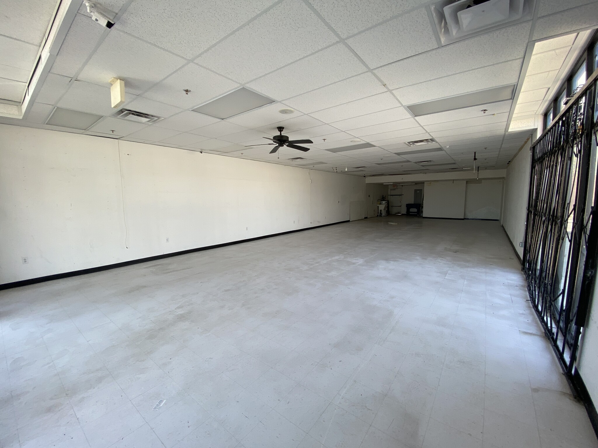 3525-3555 S Fort Apache Rd, Las Vegas, NV for lease Building Photo- Image 1 of 5