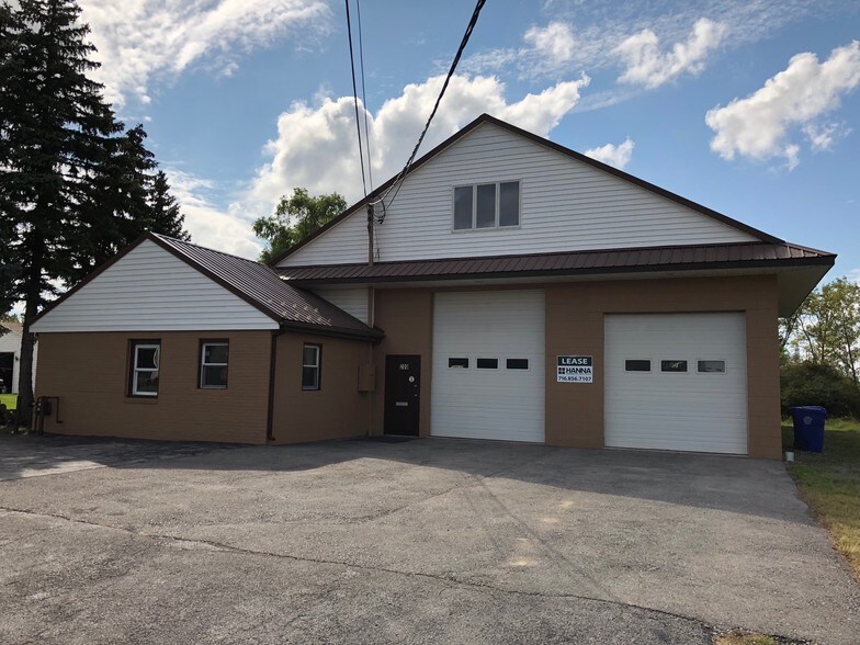 200 Westminster Rd, West Seneca, NY for sale - Building Photo - Image 1 of 1
