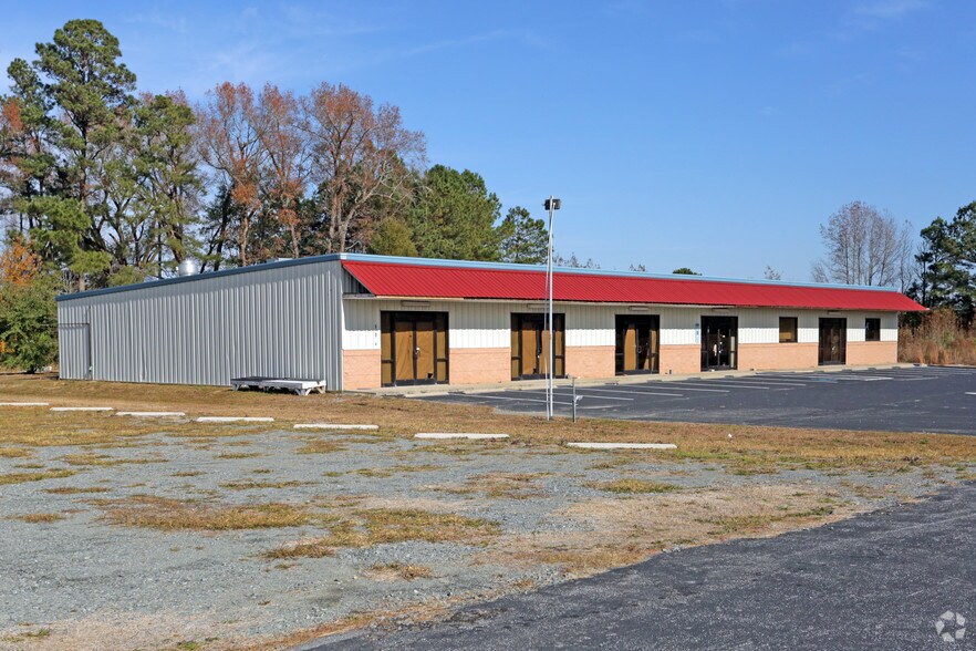 6101-6109 E Us 70 Hwy, La Grange, NC for sale - Primary Photo - Image 1 of 1