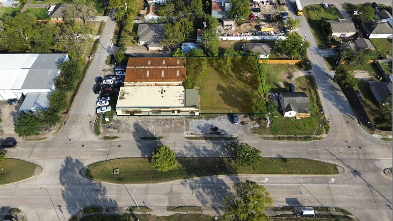 5418 Gessner Rd, Houston, TX for lease Building Photo- Image 1 of 6