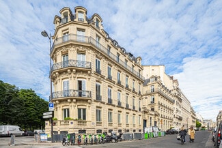 More details for 1 Rue François Ier, Paris - Office for Lease