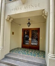 15-17 Park Ave, New York, NY for lease Building Photo- Image 1 of 7