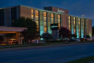 Radisson Hotel Fort Worth North-Fossil Creek - Bank Owned Property
