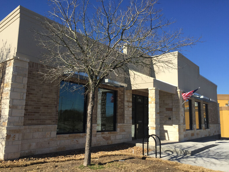 2700 Texas Ave S, College Station, TX for lease - Building Photo - Image 1 of 12