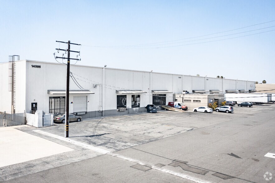 14395-14451 Industry Cir, La Mirada, CA for sale - Primary Photo - Image 1 of 1
