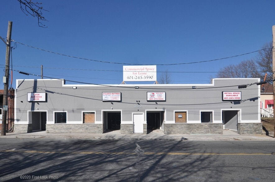292 Academy Ave, Providence, RI for sale - Building Photo - Image 1 of 1