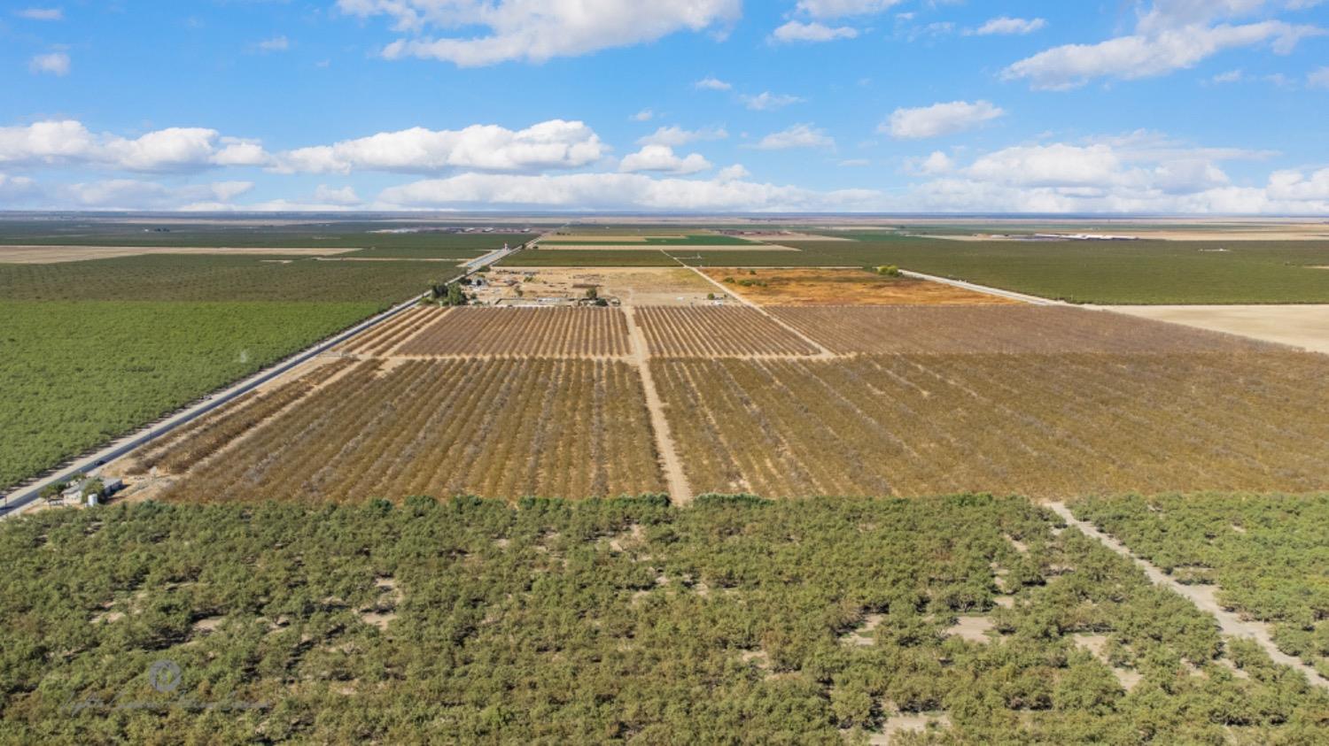 28194 Pond Rd, Wasco, CA for sale Primary Photo- Image 1 of 1