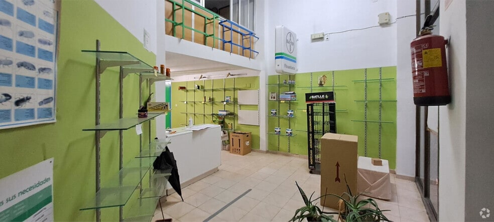 Retail in Segovia, Segovia for lease - Interior Photo - Image 1 of 1