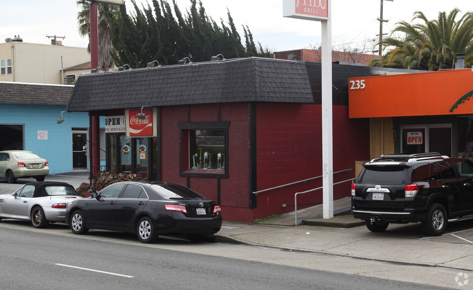 223 El Camino Real, San Bruno, CA for lease - Building Photo - Image 2 of 2