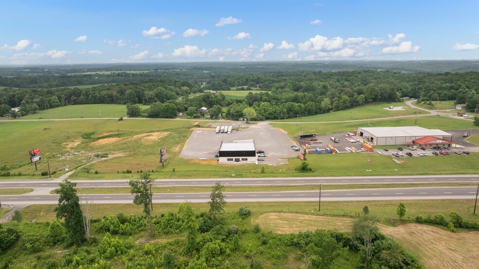 5531 Veterans Memorial Hwy, Scottsville, KY for sale - Primary Photo - Image 1 of 25