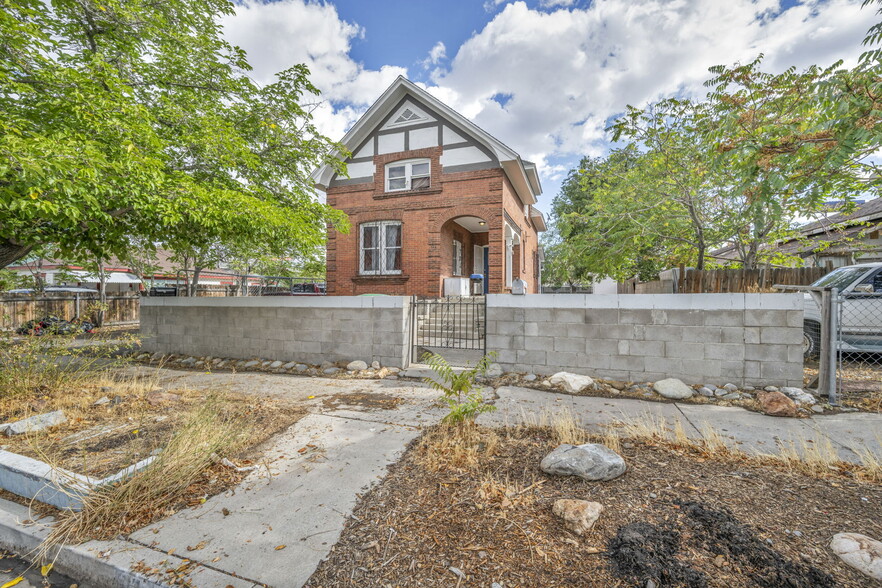 612 Quincy St, Reno, NV for sale - Building Photo - Image 1 of 31