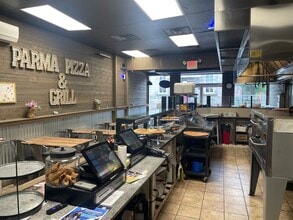 232 Locust St, Columbia, PA for sale Interior Photo- Image 2 of 12