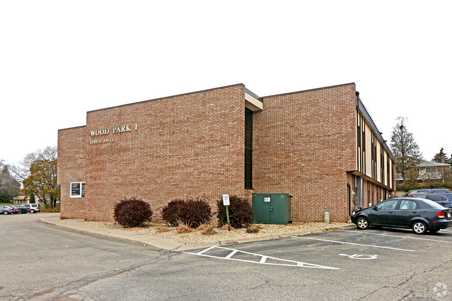 1000 E 146th St, Burnsville, MN for lease - Building Photo - Image 1 of 6