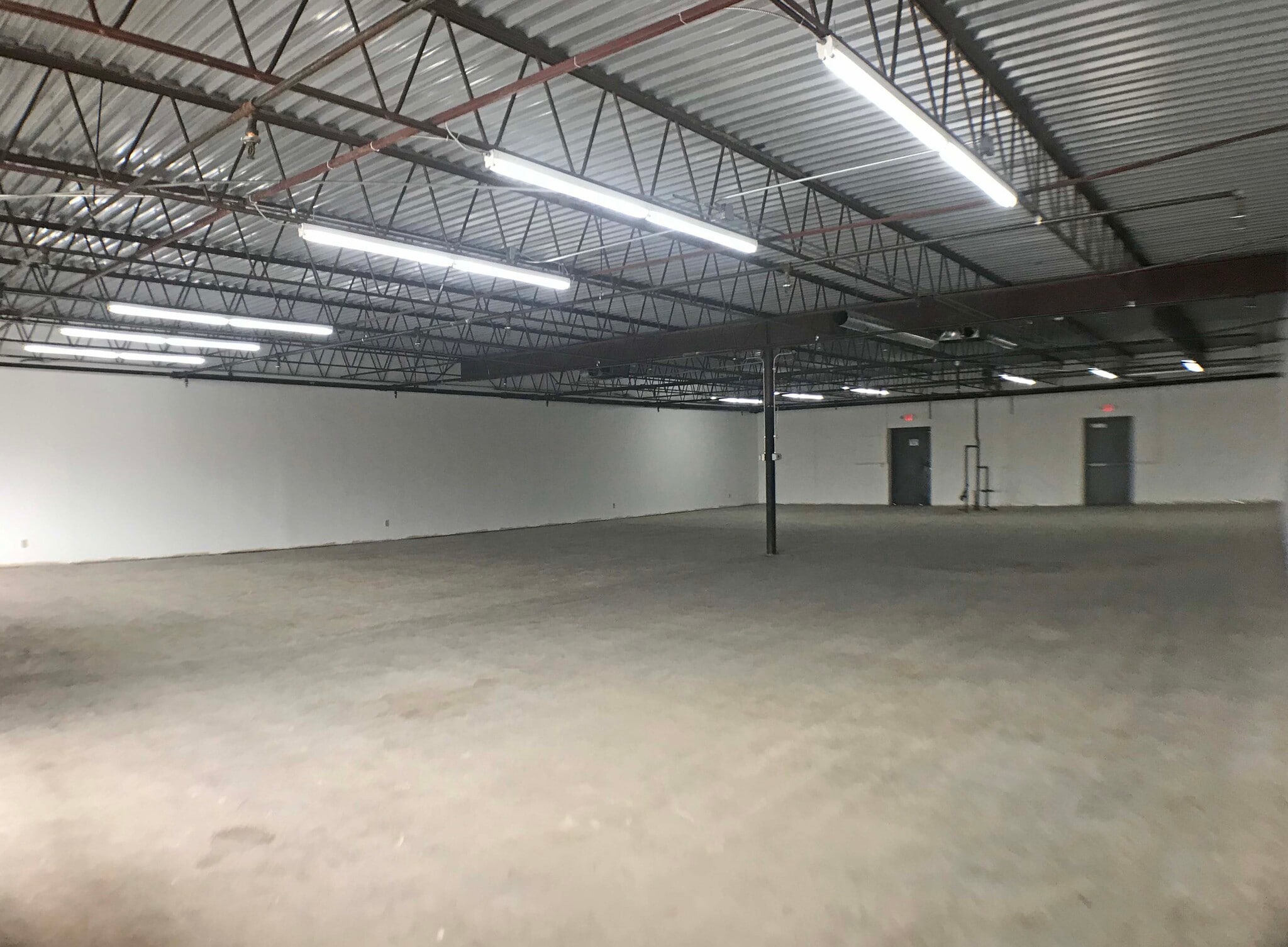 14800-14870 Granada Ave, Apple Valley, MN for lease Building Photo- Image 1 of 1