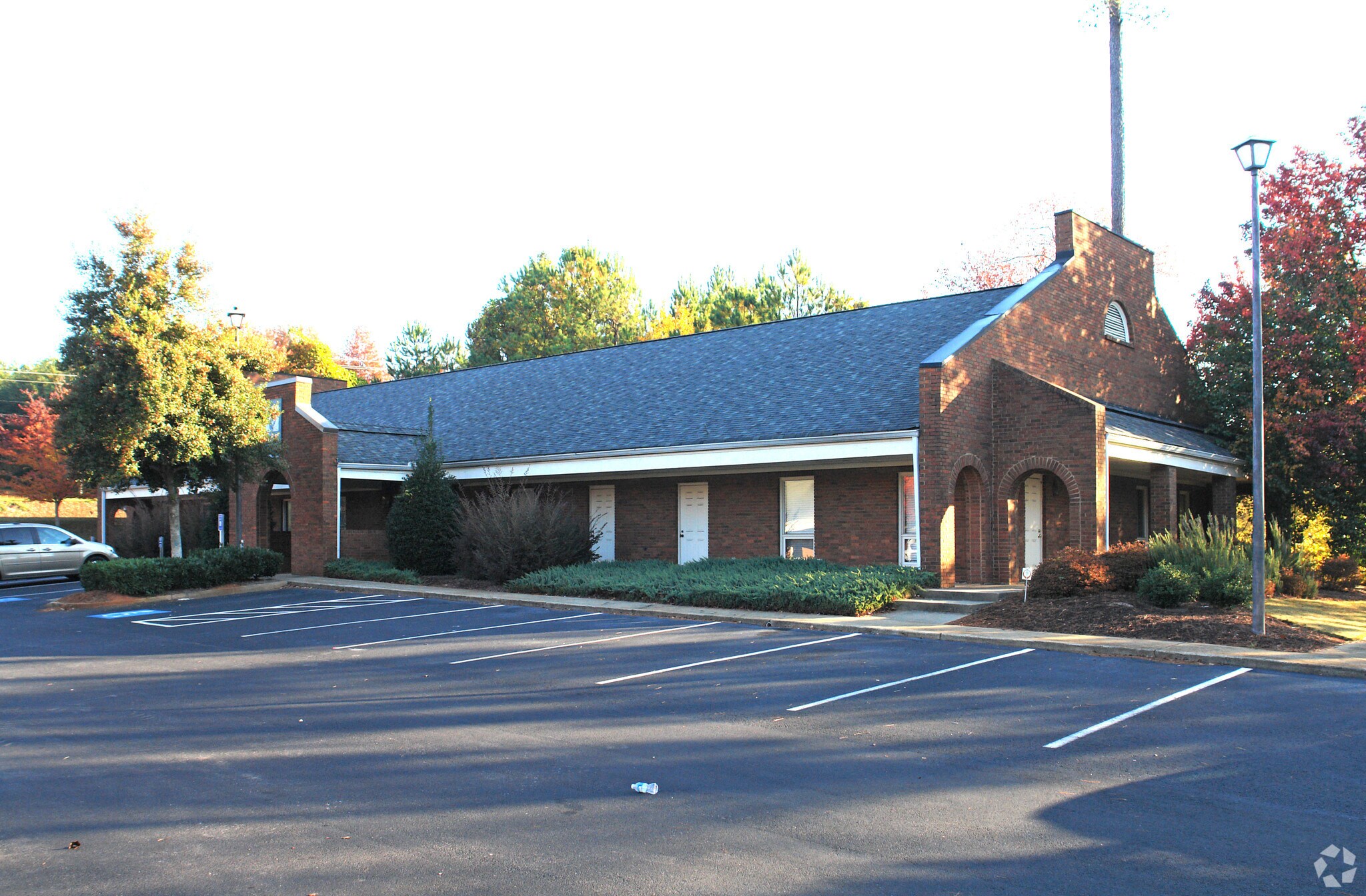 1355 Hembree Rd, Roswell, GA for sale Primary Photo- Image 1 of 1