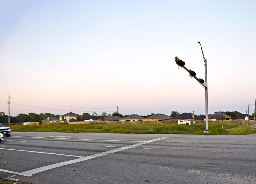 5432 TX-35, Alvin, TX for sale - Building Photo - Image 3 of 5