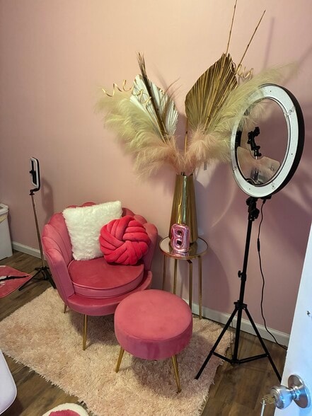 737 Main St, Stone Mountain, GA for lease - Building Photo - Image 2 of 21