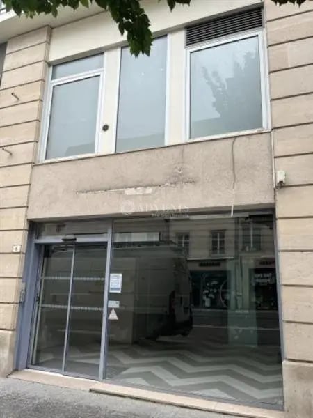 Retail in Nancy for lease Building Photo- Image 1 of 11