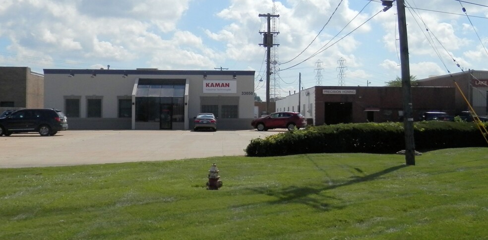 33000 Lakeland Blvd, Eastlake, OH for sale - Building Photo - Image 1 of 1