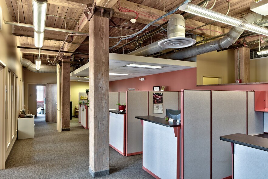 85 Allen St, Rochester, NY 14608 Buckingham Commons